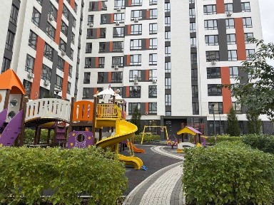 2к квартира з ремонтом, в центрі Ірпеня, 5 хв пішки до парку Незнайка.