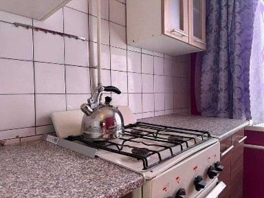 Снимите квартиру на Коммунере, Большая Диевская, 40