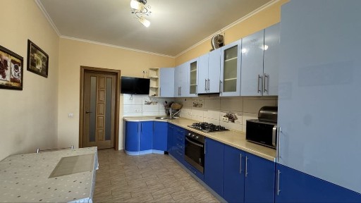 Оренда 1-о кім. квартири район ТРЦ ПортСіті!