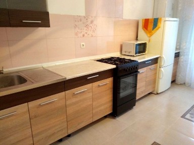 1км квартира вул. Львівська 10