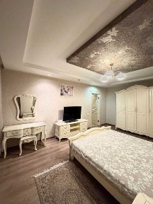 Оренда 3-кімнатної квартири з гаражем на вул. Стрийська, 292 А