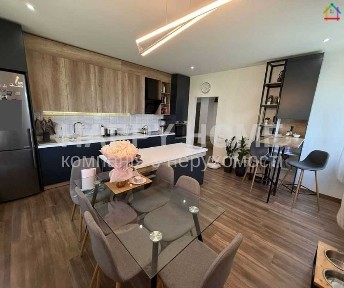 Продаж будинку 388 м2, 12 сотих, ремонт, техніка, м. Дубляни