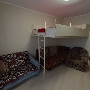 Здається 1 к кв на пр. Лушпи