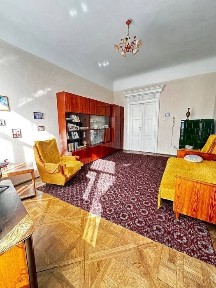 3 кім. квартира, 2х рівнева, вул. Є. Гакмана (Кобилянська)