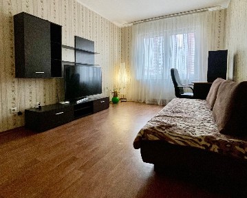 Софії Русової вулиця, мікрорайон Осокорки, район Дарницький, Київ, метро Осокорки, вул. Софії Русової 1 • ID 33634878