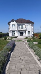 Оренда сучасного будинку 4 км від Кварцу