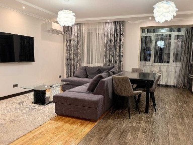 Кухня-студія +2 кімнати