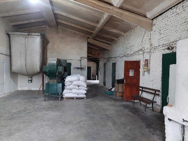 виробничі приміщення понад 2000 м/кв оренда.