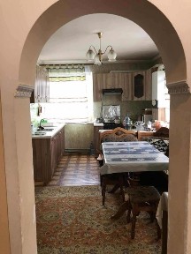 Продається двоповерховий будинок