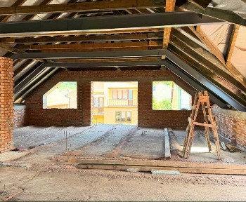 Продається недобудований будинок