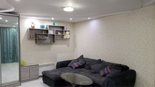 Сдам евродвушку на Довженко