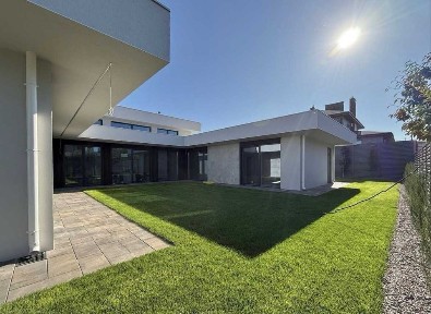 Київська область, Петропавлівська Борщагівка