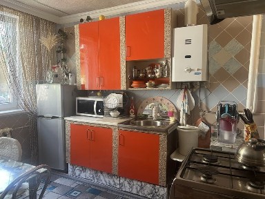 Продам частину будинку в центрі