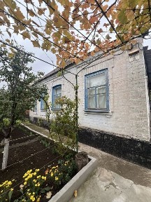 Продаж 1 поверхового будинку з опаленням і ділянкою на 4.6 сотки, 48.8 кв. м, 4 кімнати, на вул. Берлінська 3 • ID 33658248