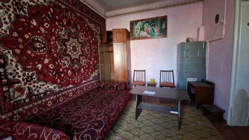 Продаж квартири будинкового типу