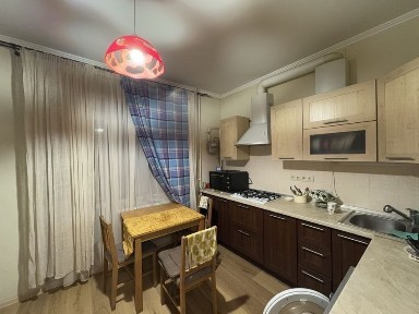 Здам 1 кімн. Квартиру в Обухові, м-р Сосновий !