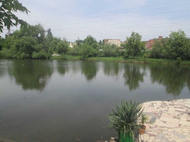 Продаж комплексу будівель з власним озером (Юрська скважина)