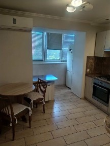 Продаётся 2-ком квартира в Днепровском мкр. Цена 25000уе.