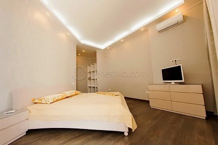 Аренда 3-комнатной квартиры 98 м², Гагаринское Плато ул., 5/3