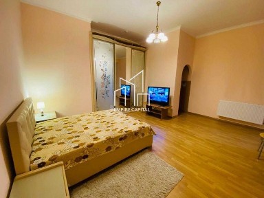 Оренда 2 кімнатної квартири, вул. Грушевського