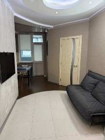 Бориса Гмирі 8б. ПОЗНЯКИ. Генератор є.