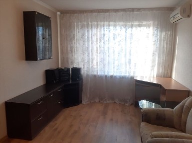 М. Демеевская, просп. Голосеевский 15б