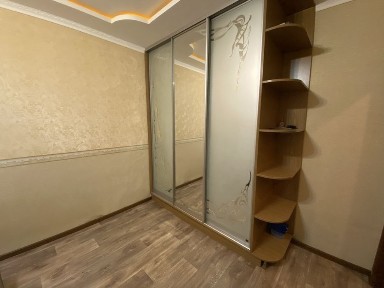 КПІ Уманська, 23/9 Караваєві Дачі