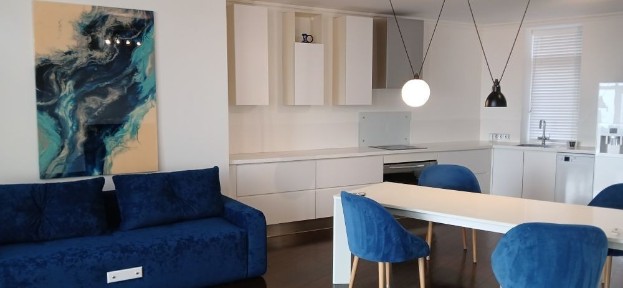 Без %, Старонаводницька, 6б, новий ремонт, тераса, парко-місце