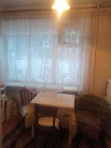 Здається в оренду затишна 1-кімнатна квартира в цегляному будинку