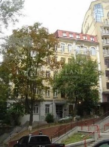 Пропонується 4-х к. квартира на Печерську, як під офіс так і для життя