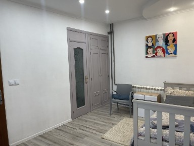 ПОДОБОВО 1-кімнатна квартира у часному секторі.