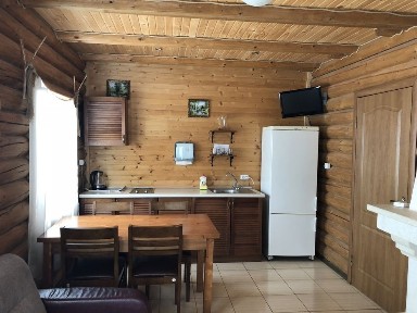 Продам дом бізнес Карпати