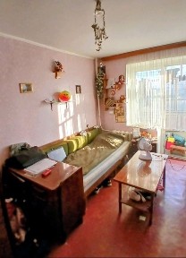 Увага ! Продаж класної 3к в цеглі на початку Харківській!