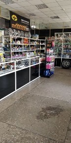 Срочно сдам в аренду торговую площадь. Владелец.