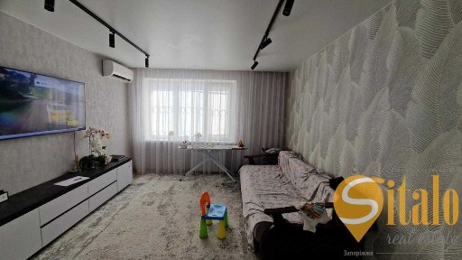 Продаж 2к. кв. по вул. Чарівна біля парку Бочарова (035)