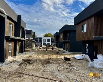 Продажа дуплекса 130 м², 107-я Садовая ул.