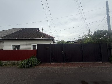 Терміновий продаж 1/2 будинку (Центр)