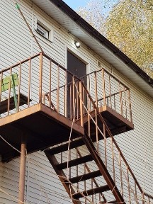 2 кім будинок, все окремо, тільки 3 етаж