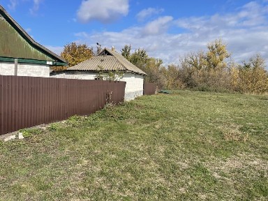 Продам будинок біля річки обмін на авто