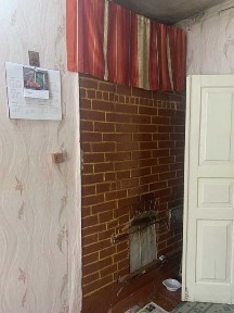 Будинок з великою земельною ділянкою у передмісті Полтави