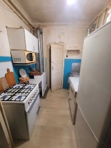 Пропоную 1\2 частину будинку Шевченківський р-н м Нивки поруч