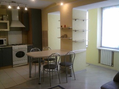 ОРЕНДА ВІД ХОЗЯЇНА 2-Х кім-Ї кв. Вул. ПИМОНЕНКО 3 центр Шевченківський