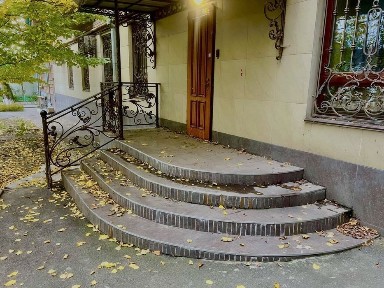 Київ, Печерський, вулиця Велика Васильківська 114