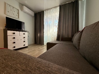 Аренда 1-комнатной квартиры 35 м², Новокрымская ул., 2А