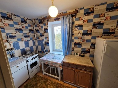 Сдам 1ком квартиру на Молодёжном. Недорого