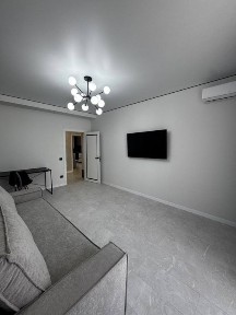 Вільна здається 2 кім квартира Майдан Проспект