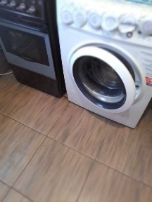 Подобово велика трикімнатна квартира