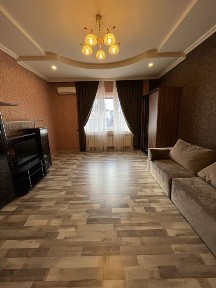 Оренда 2-х кімнатної квартири по вулиці О. Хіри