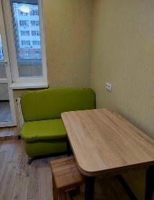 3 квартира спортивная, новострой молочная 32