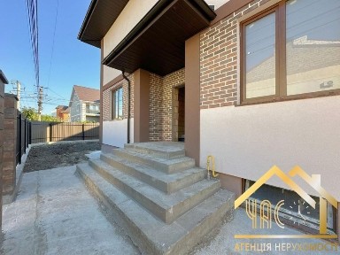 Продаж будинку Гатне, 232 м², підвал 75 м², ділянка 4,2 сотки